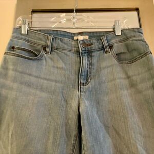 Eileen Fisher Straight Legged Light Washed Denim Cropped Jeans Size 8